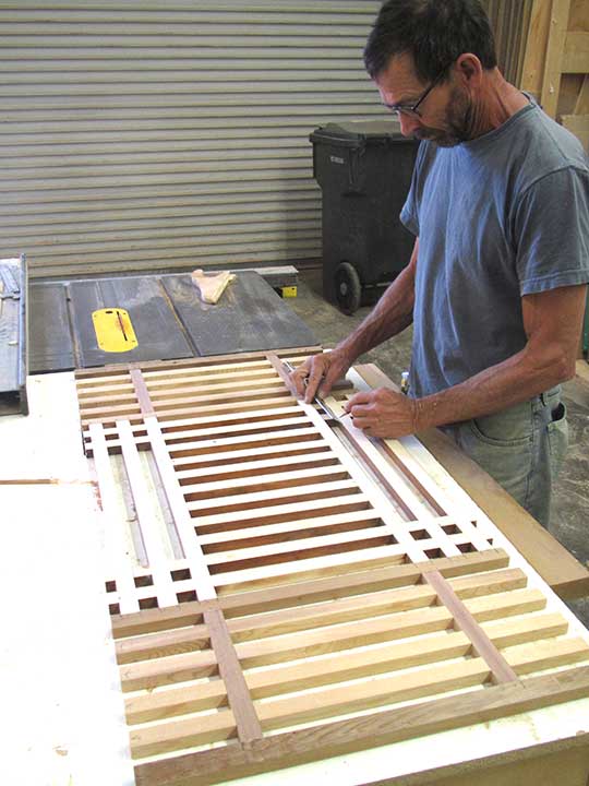 building a wood swing