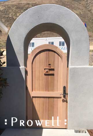 prowell wood gate with RMH gate latch
