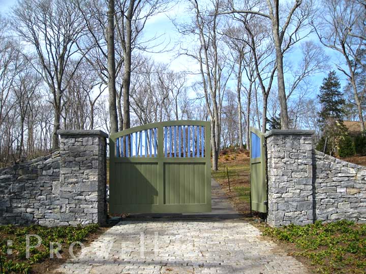 site photograph sowing the wood entry gates #14-2 in Essex, Connecticut