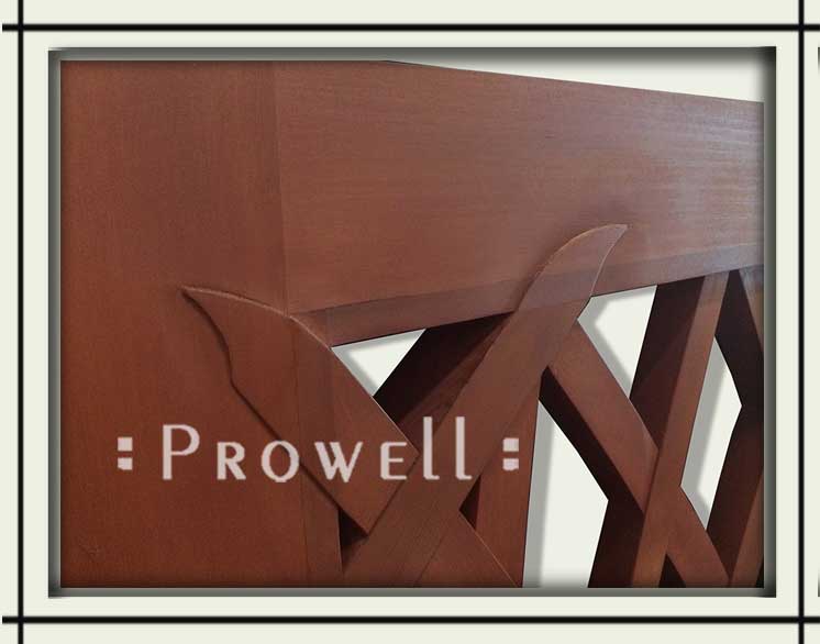 artistic desgn for wood driveway gates in Hawaii. prowell