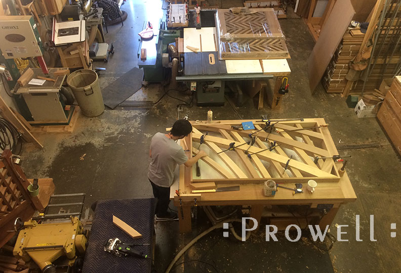building comlex wood driveway gate #220. prowell