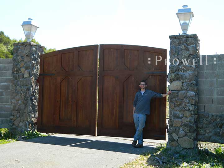 privacy rural driveway gates in Sonoma County, CA