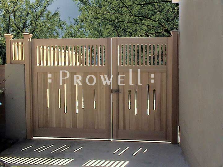 site photograph showing the entrance gate design #2-4 in Westchester, california