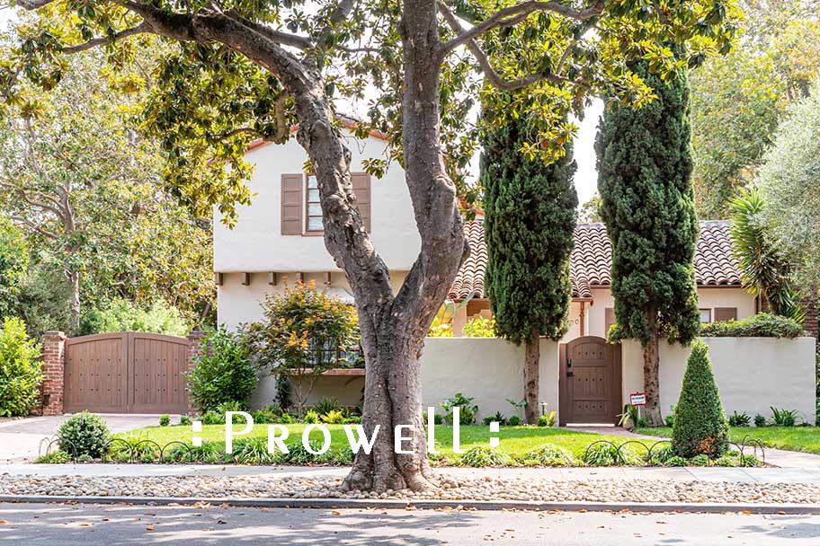 site photograph showing the driveway security gates #8-1 in Palo Alto, California
