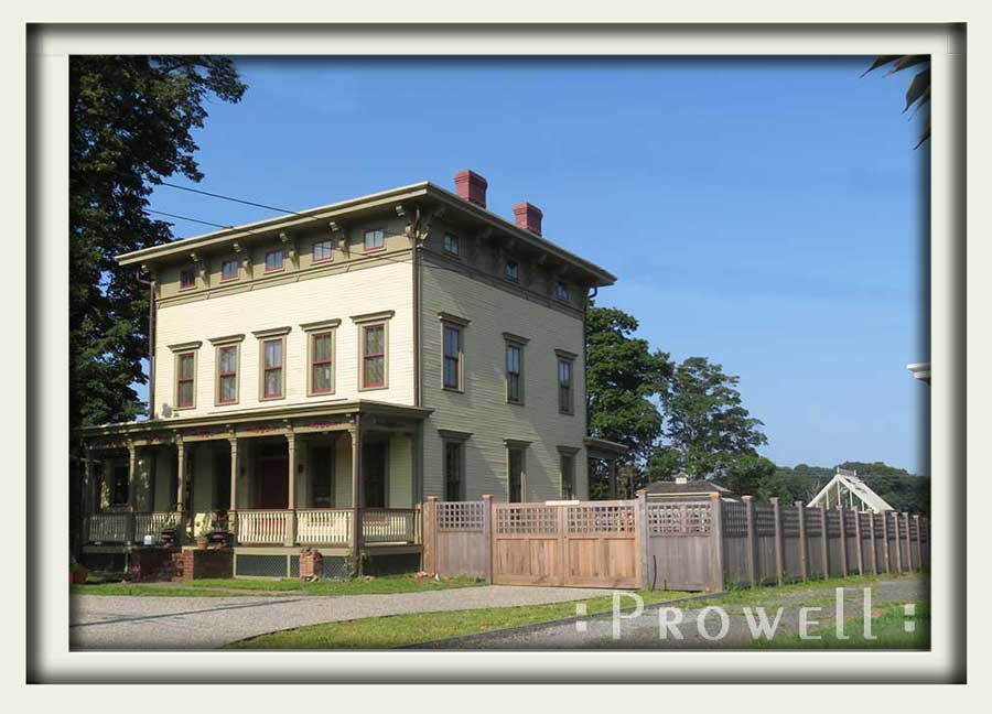 upper grid wood fence 25 in New jersey. Prowell