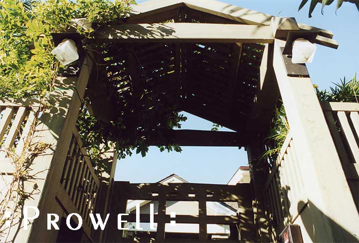 gable wood entry arbor by Prowell