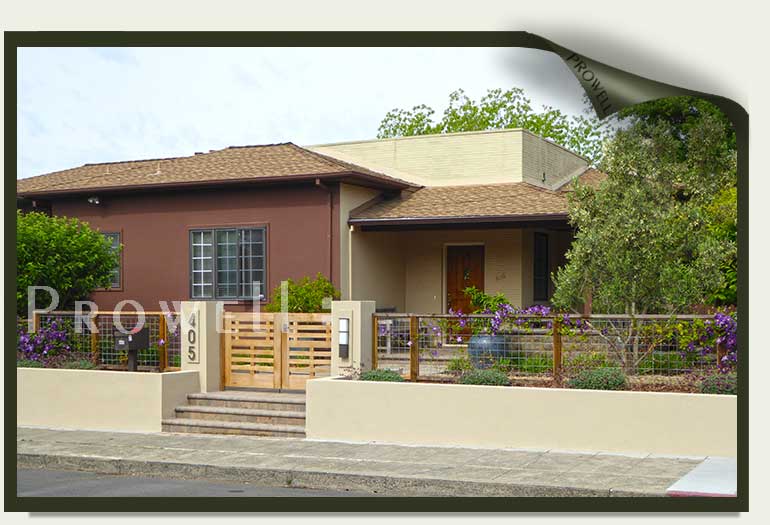 site photograph showing the custom wood gates #114-3 in sonoma, california
