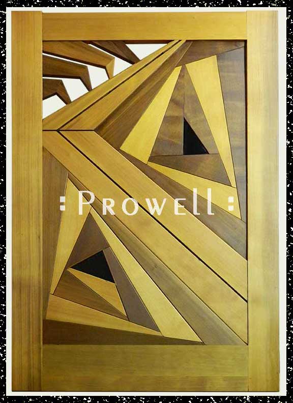 cropped photo showing the back side of the Iris Fold gate #212