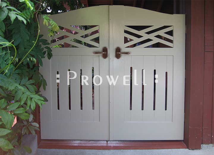 image showing the double colonial gates in marin county, california