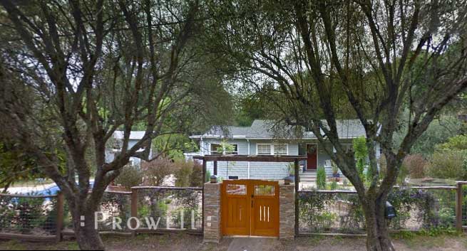 on site image showing the full landscape and craftsman wood gate entry in marin County, california.