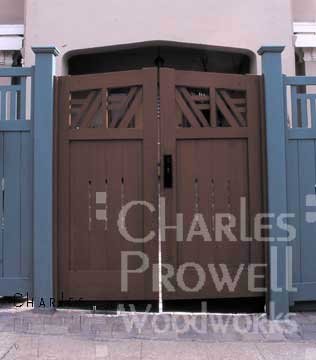 site photograph of double gate wood #26 in Oakland, California