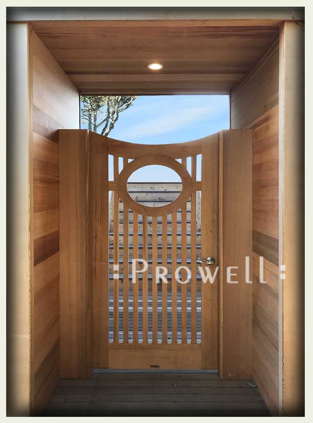 custom wood garden gate #2-11 in New York