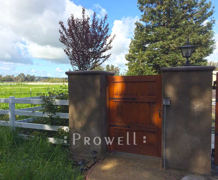 photograph showing wood gate designs and stucco columns in Sonoma County, California
