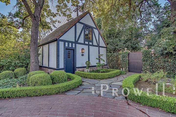 custom wood gate #31-8 in stockton, CA