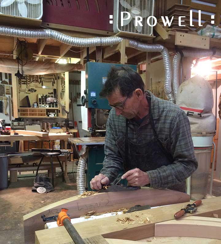 Planing a wood garden gate