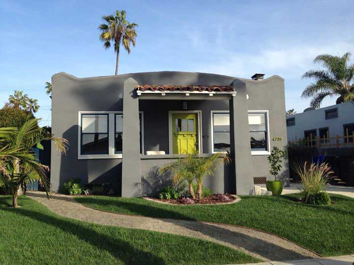 photograph showing the house before the installation of the Arts and Crafts garden Gate #38-6 in San Diego, california