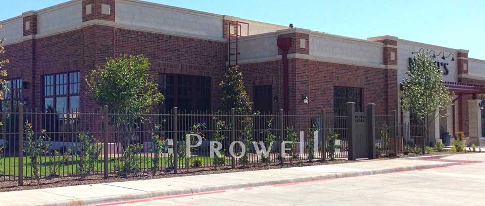 site photograph showing craftsman wood gate in Texas