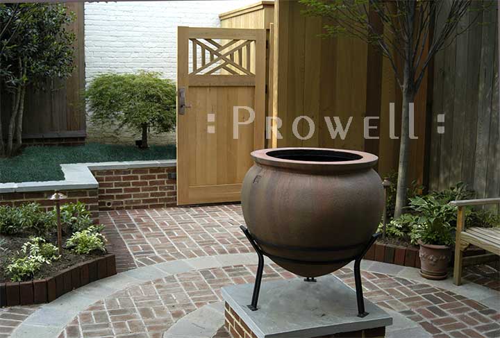 Site photo showing the original wood garden gate #51 in Georgetown