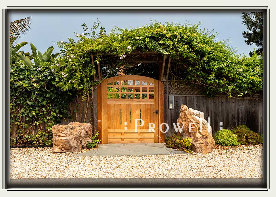 site photo showing wood gate 70-12 in matin county, california