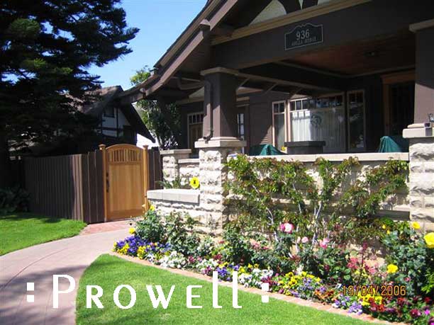 site photograph showing arch gates #76-6 on Coronado Island, San Diego, CA