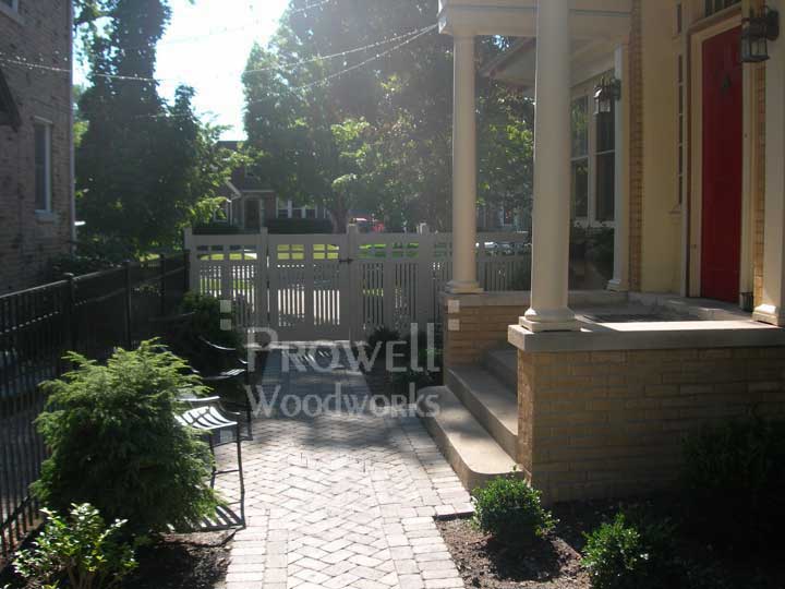 Arts and Crafts wood gate #9 in Chicago, Illinois