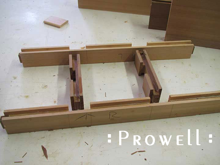 Shop photo showing how to build the wood privacy gates #89. 