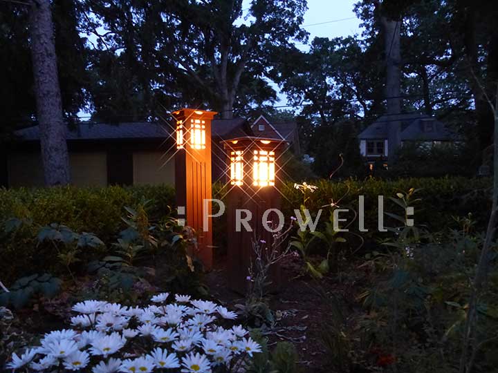 Lighted Landscape Garden Columns #8. Prowell in Detroit