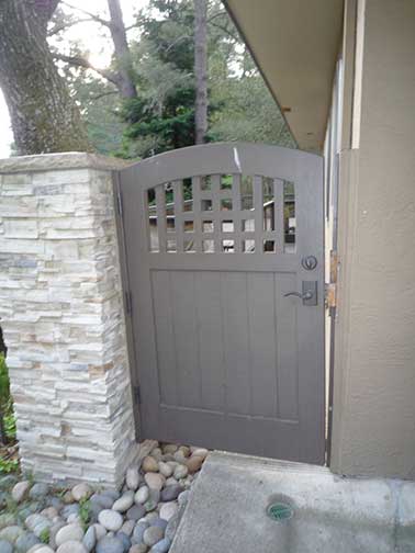 sagging gate