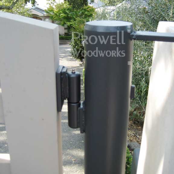Round Knuckle Hinge for Drive Gates