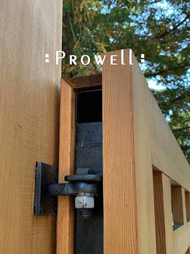 wood driveway gate #11-1 with knuckle hinges