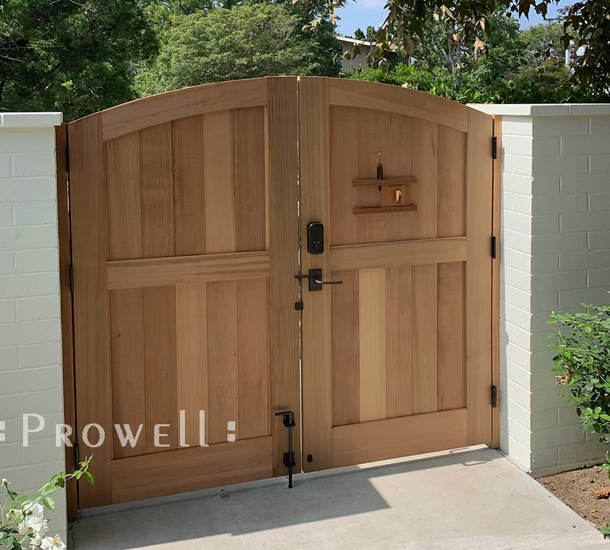 arching privacy wood gate #31-14 in Washington state